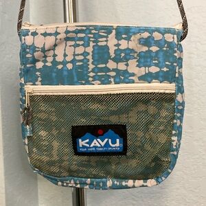 Kavu Garibaldi Go Bag NWT!